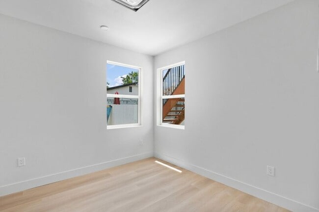 Building Photo - 3516 Oak Glen Ln