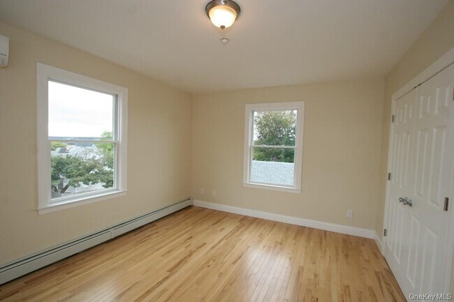 Building Photo - 385 Palisade Ave