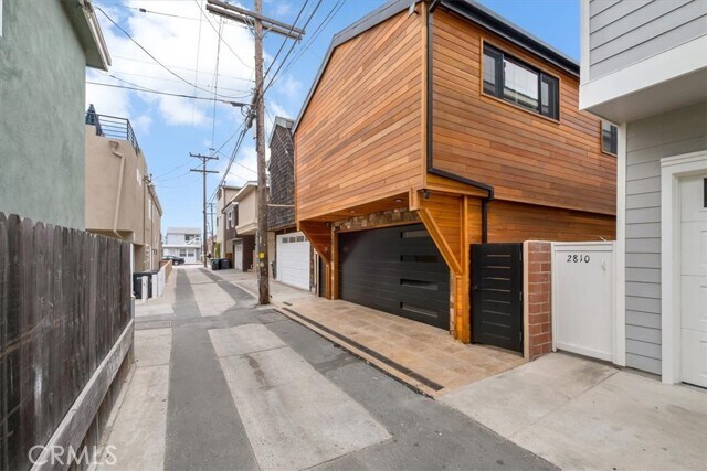 Building Photo - 2808 W Oceanfront