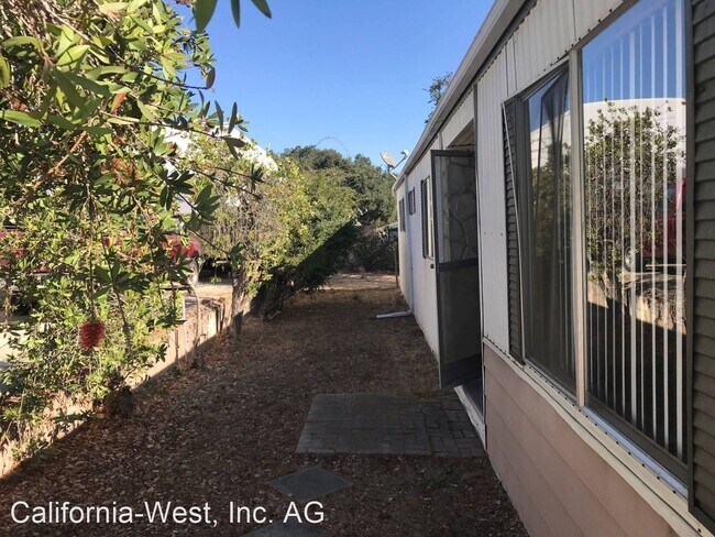 Building Photo - 2 br, 2 bath House - 220 Trevino Drive