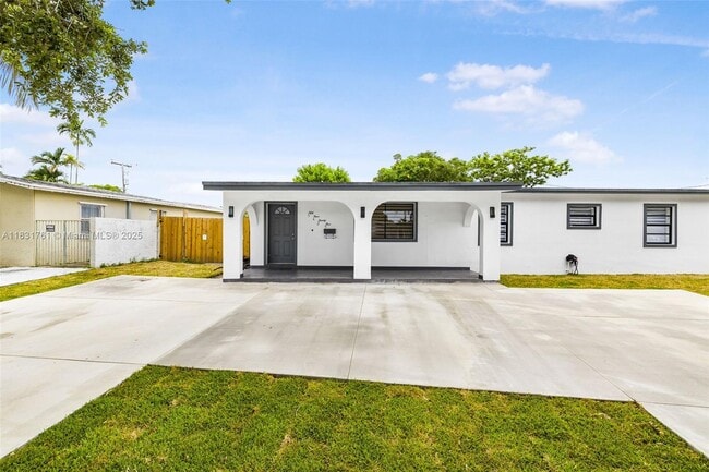 Primary Photo - 5425 SW 112th Ave