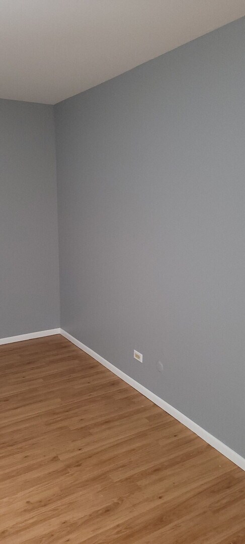 Building Photo - 307 Somerset Ln
