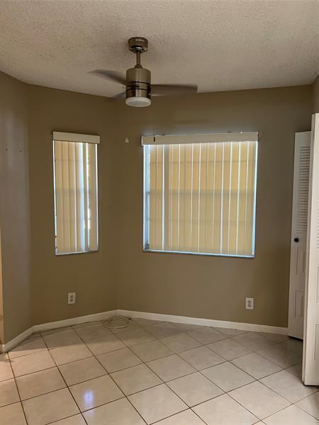 Building Photo - 1605 Abaco Dr
