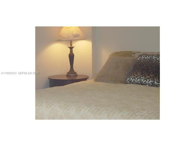 Building Photo - 10185 Collins Ave