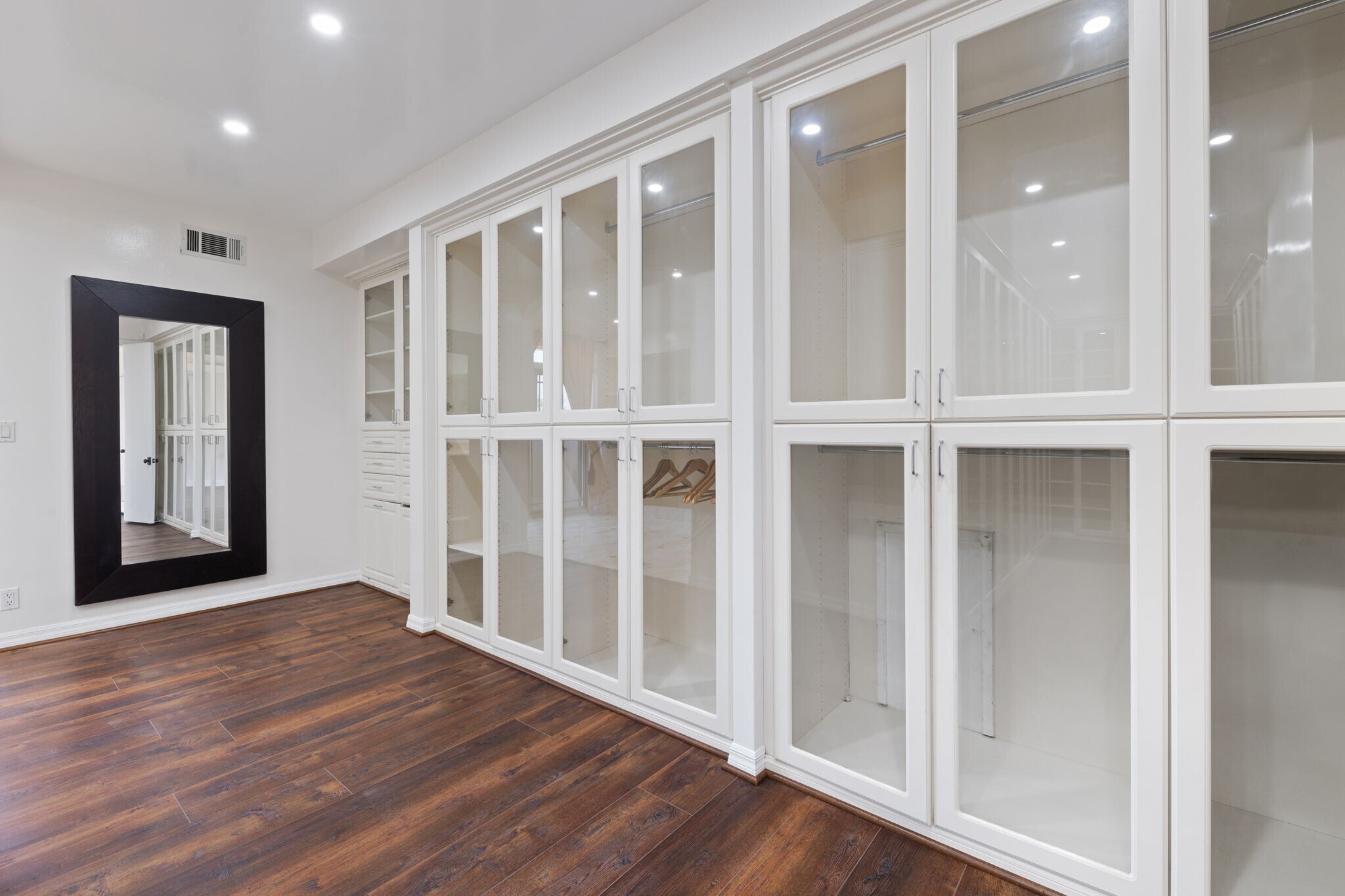 Building Photo - 540 Haverstock Rd