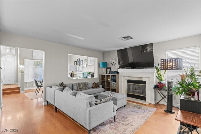 Building Photo - 5862 Trailblazer Dr