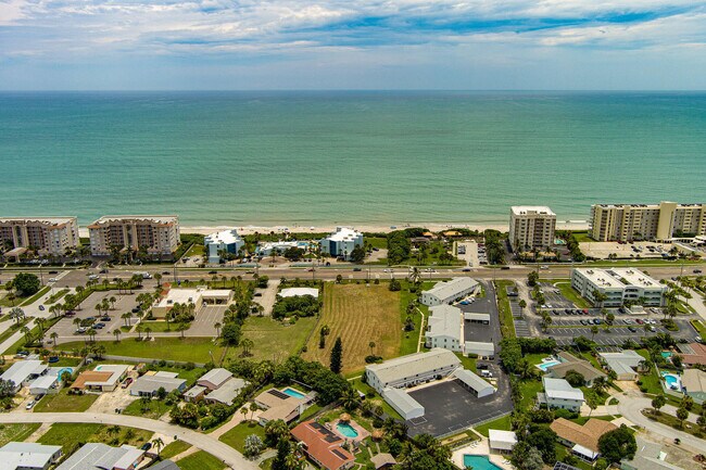 Building Photo - 2186 Jimmy Buffett Mem Hwy