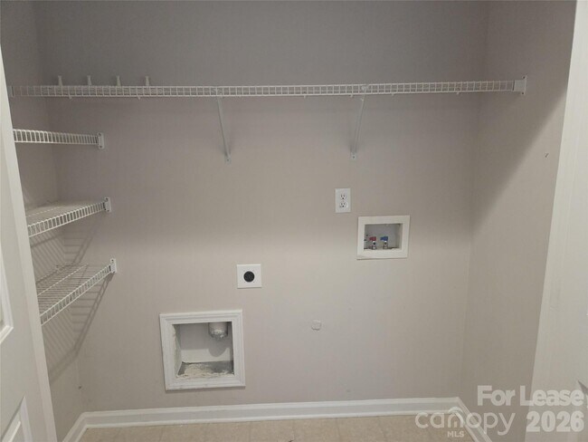 Building Photo - 113 Kase Ct