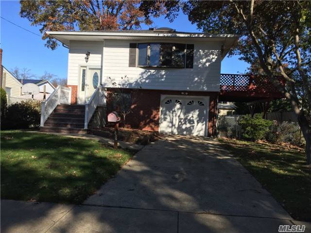 Primary Photo - 556 N Greene Ave