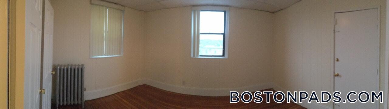 Building Photo - 437 Cambridge St