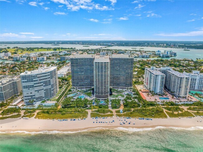 Building Photo - 9705 Collins Ave