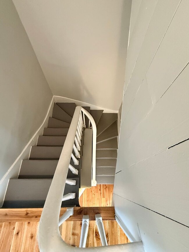 Building Photo - Totally renovated! Close to the F.C. Stadium! Over the Rhine!