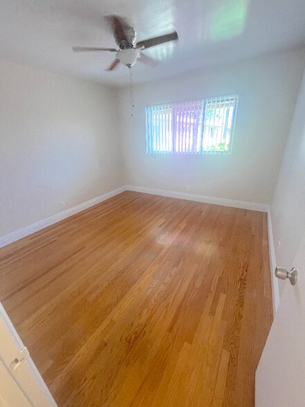 Building Photo - 515 W G St