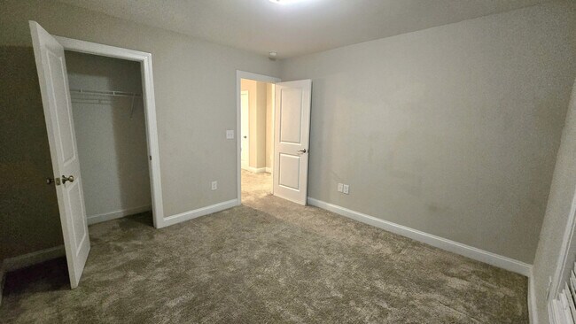 Building Photo - 1378 Melviney St