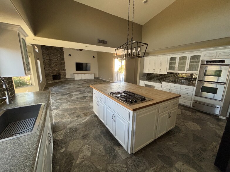 Building Photo - 12424 N 90th Pl