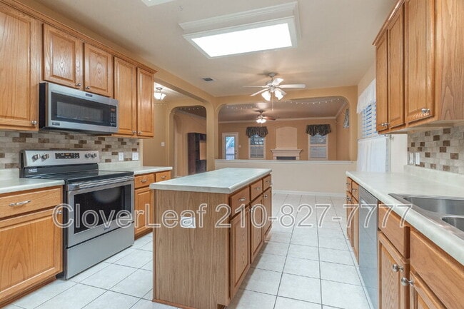 Building Photo - 22714 Sabine Summit