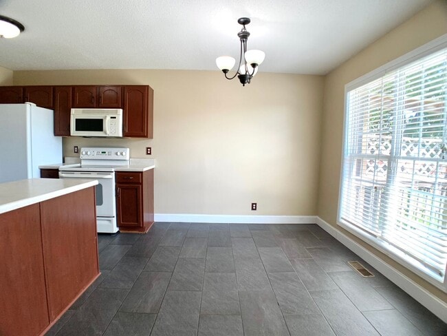 Building Photo - 4080 Challis Dr