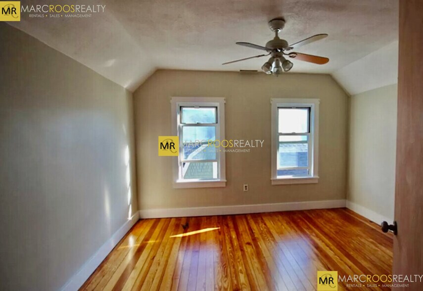 Building Photo - 14 Dow St