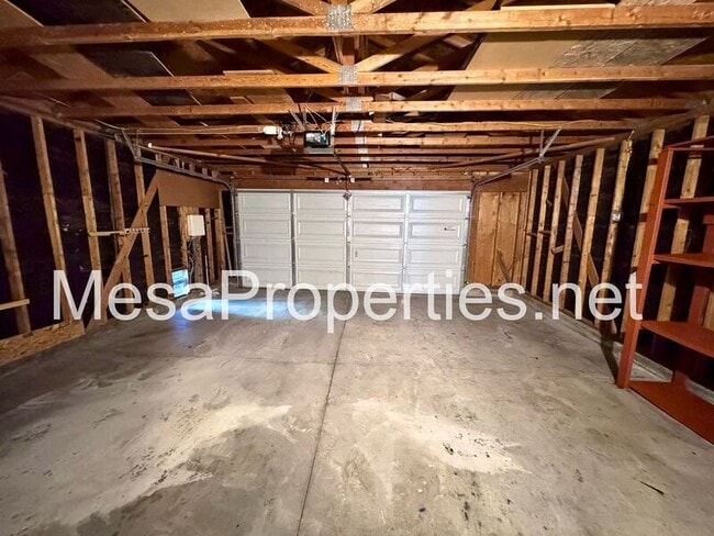 Building Photo - 13667 Gemini St