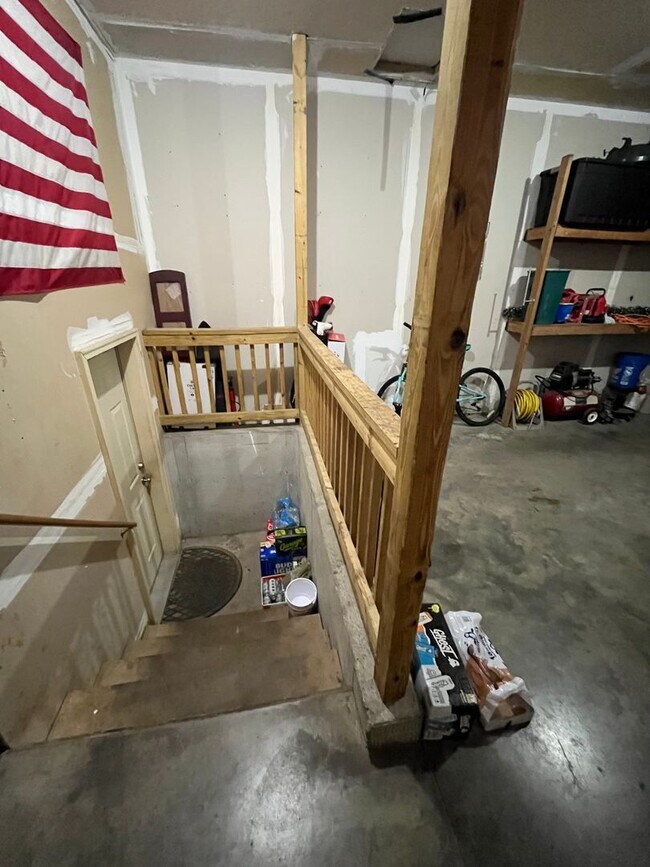 Building Photo - 3 Bed/2 Bath Apartment in Sioux Falls!
