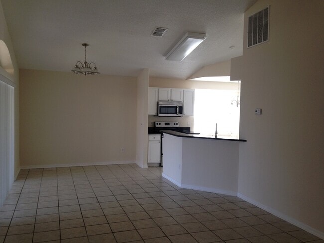 Building Photo - 138 Pin Oak Pl