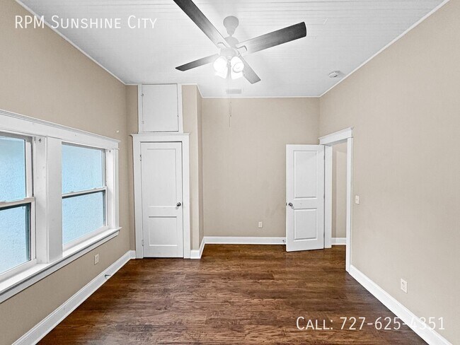 Building Photo - 1515 E 31st Ave
