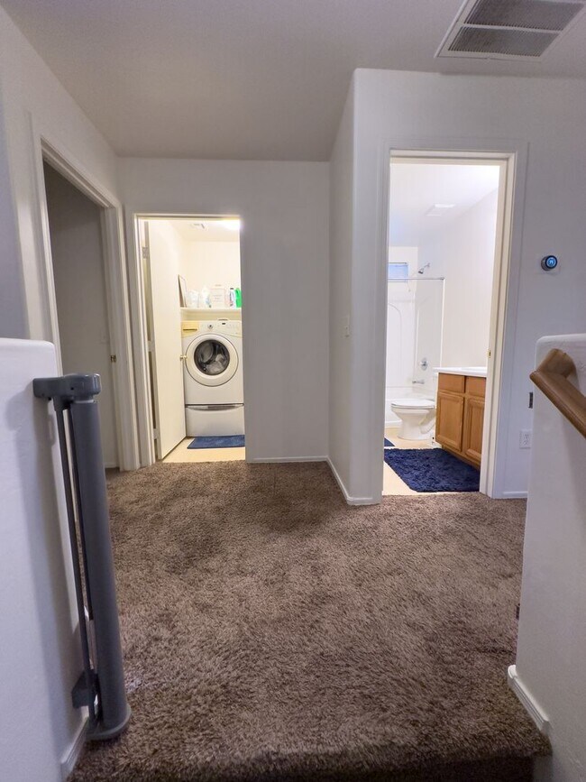 Building Photo - 3 bedroom 2 ba home in Gilbert!