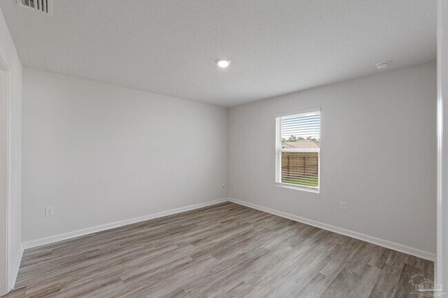 Building Photo - 6222 June Bug Dr