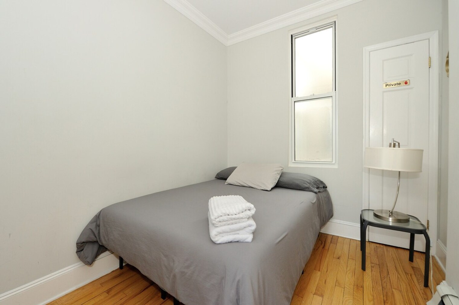 Building Photo - 692 10th Ave