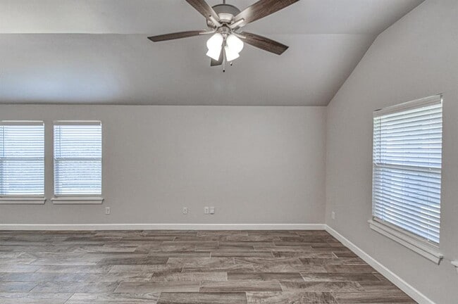 Building Photo - 3313 Mt Nebo Dr