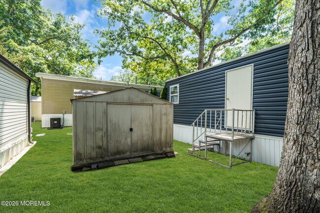 Building Photo - 56 Marcia Memorial Cir