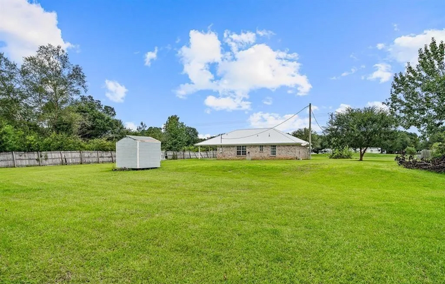 Building Photo - 23050 Co Rd 38