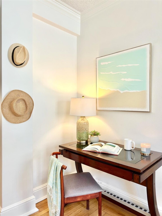 Building Photo - 235 Sunrise Ave