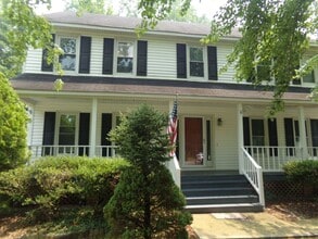 Building Photo - 4 BEDROOM IN CHESTERFIELD COUNTY all viewi...