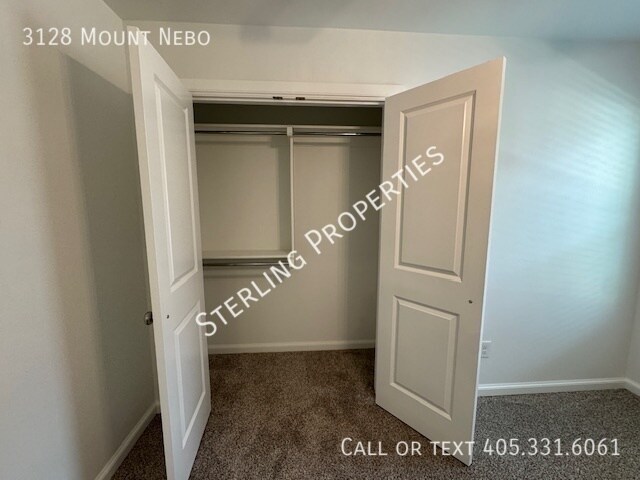 Building Photo - 3128 Mt Nebo Dr
