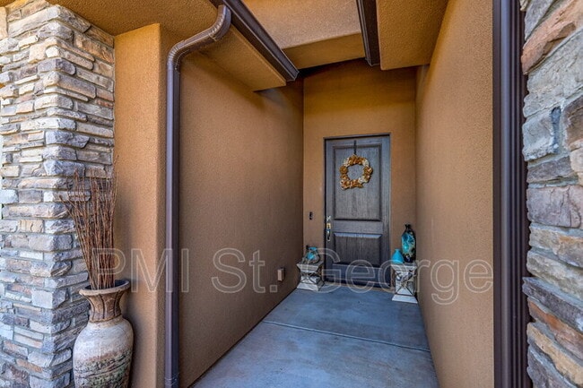 Building Photo - 2823 Kenzies Way