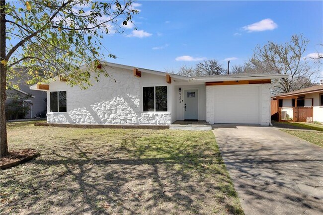 Primary Photo - 5204 Creekline Dr