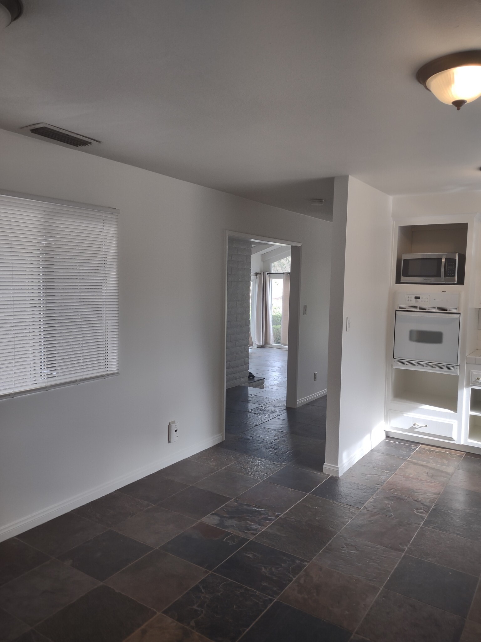 Building Photo - 37850 De Portola Rd