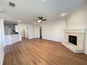 Building Photo - 15801 Belfin Dr