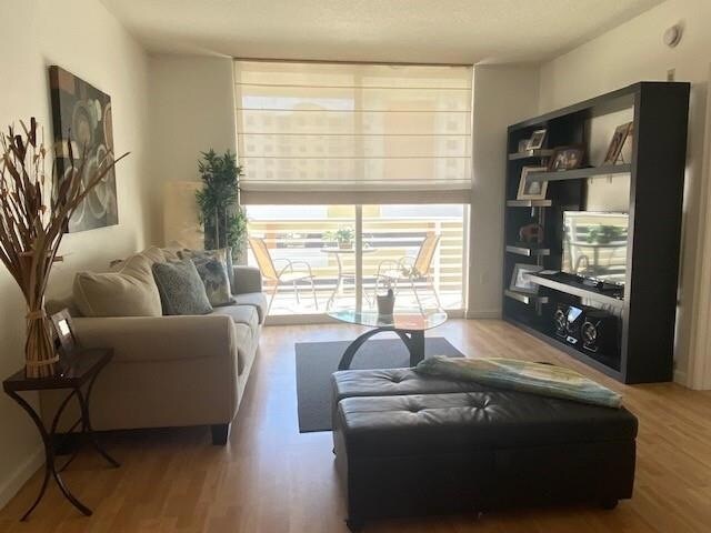 Building Photo - 2775 NE 187th St