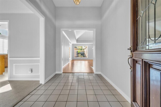 Building Photo - 3827 Bratton St