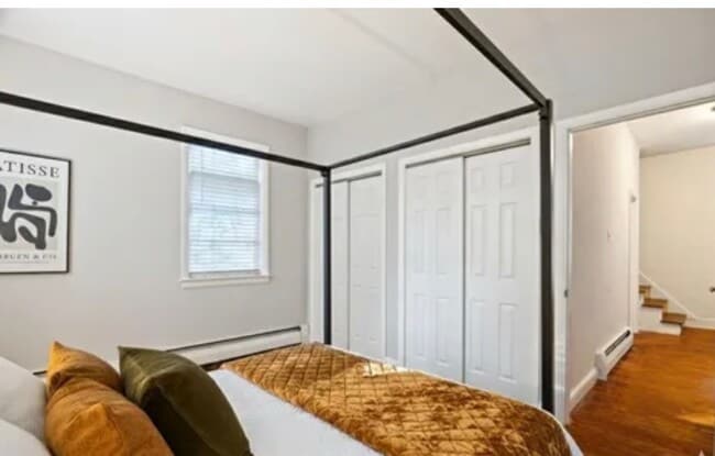 Building Photo - 1238 Waverly Walk