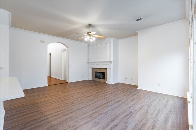 Building Photo - 3731 Charter Dr