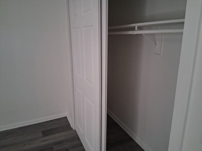 Building Photo - 4111 SW 24th Ct