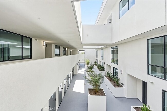Building Photo - 24722 Del Prado Ave
