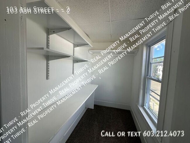 Building Photo - 103 Ash St
