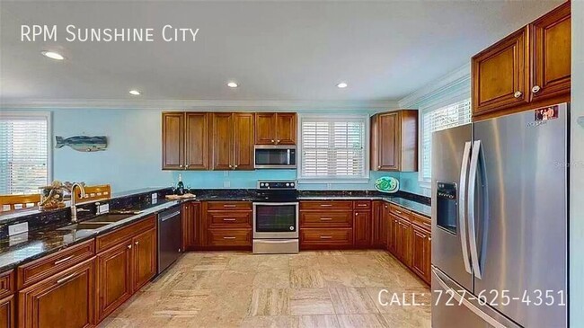 Building Photo - 468 137th Ave Cir