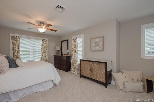 Building Photo - 24 Mill Pond Dr