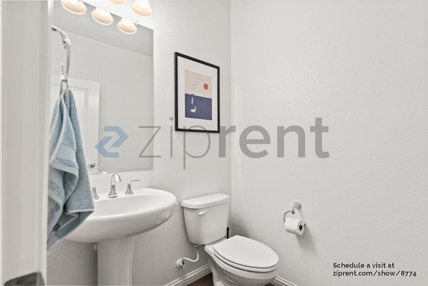 Building Photo - 641 Toby Ct