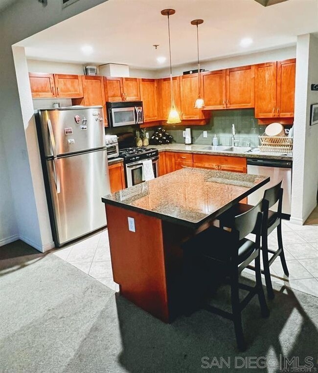 Building Photo - 1240 India St